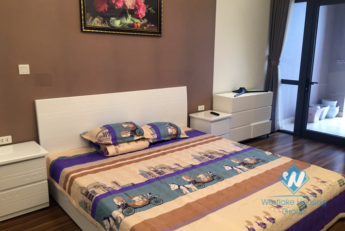 A new 2 bedroom apartment for rent near Cau giay park